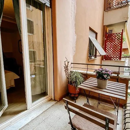 Vatican Boutique Frühstückspension 4*
